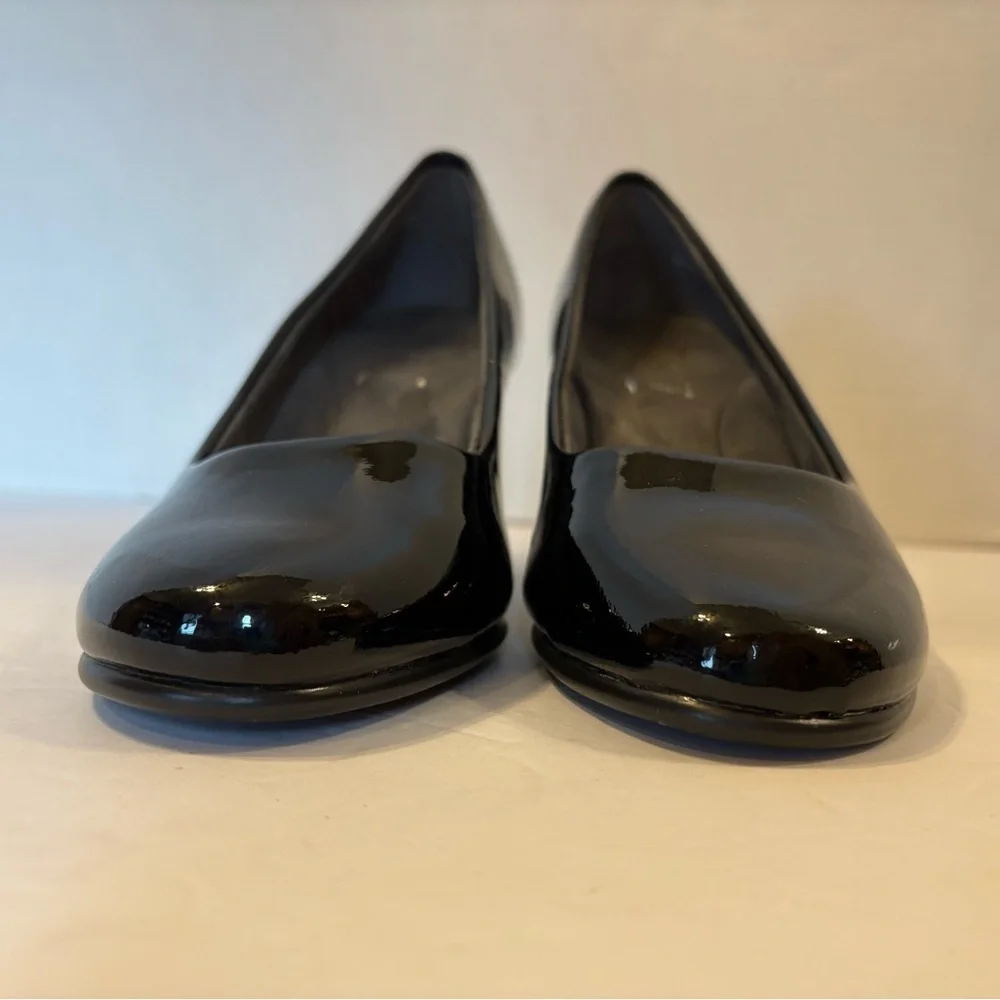 Aerosoles Dolled Up black patent leather block heels shoes size 7W